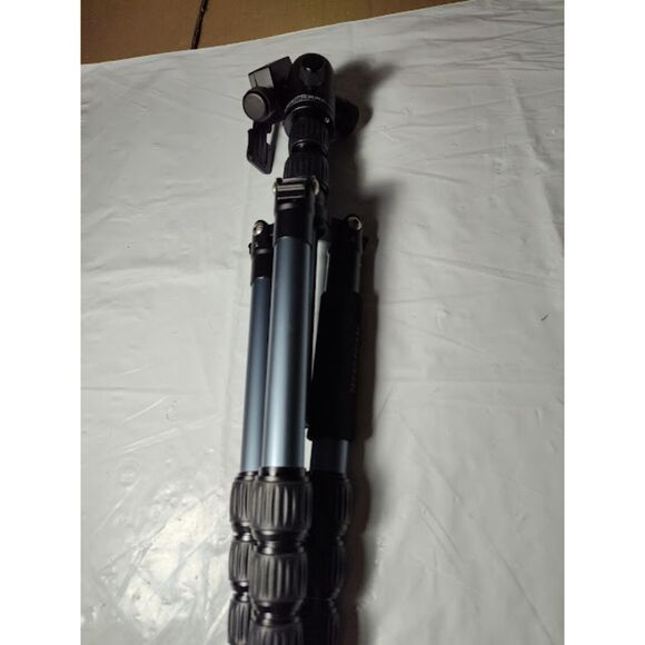 Pro Master Monopod Tripod With Carrying Case - Picture 1 of 14